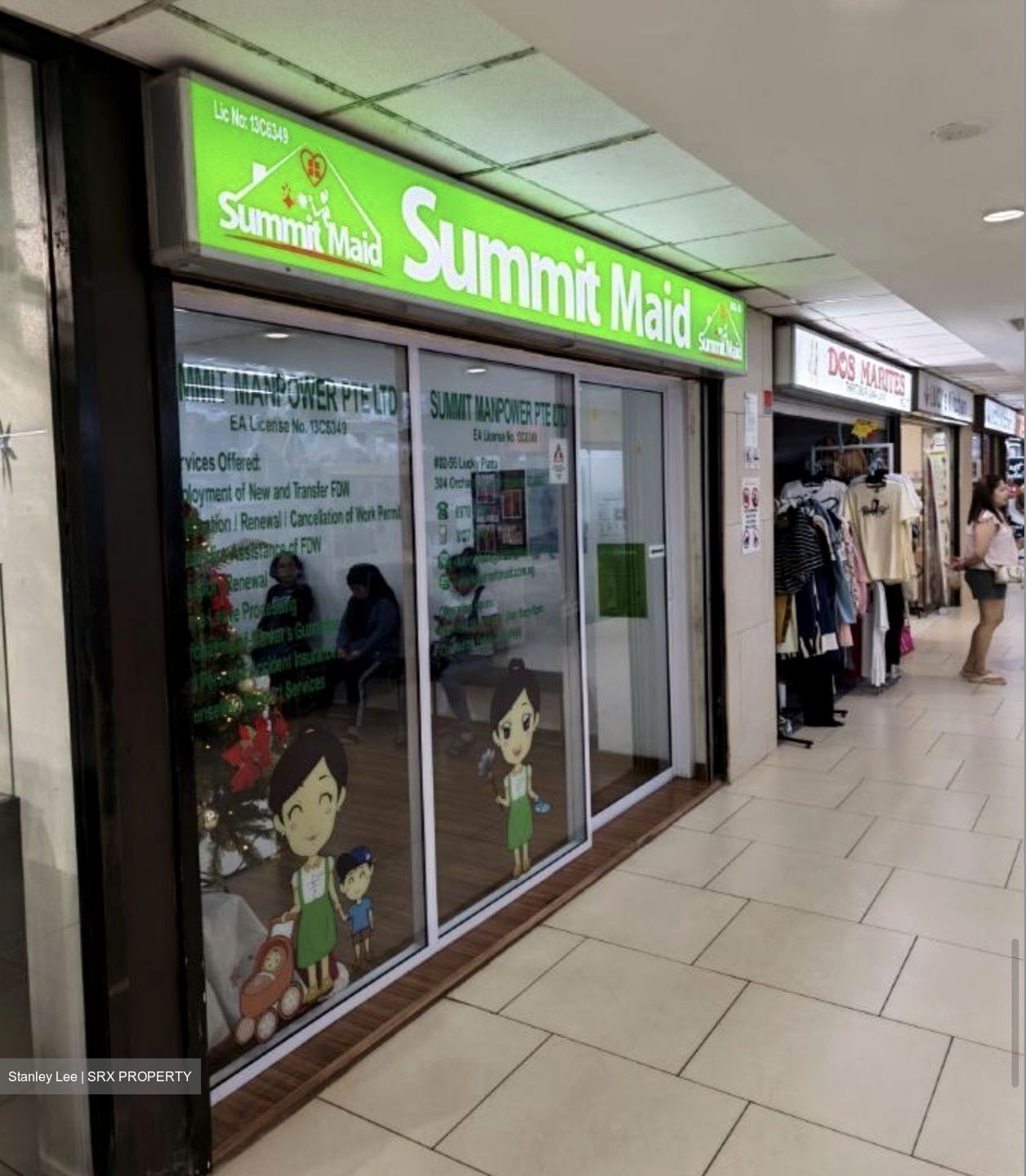 Lucky Plaza (D9), Retail #527643101